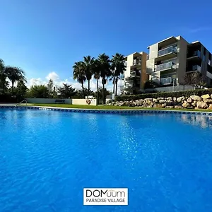 https://domuum-holidays-paradise-village.top-hotels-tarragona.com